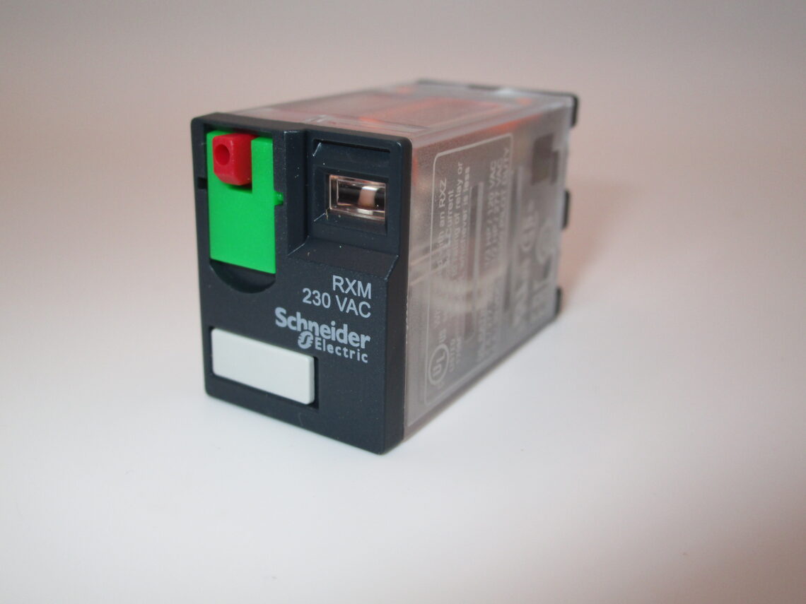 SCHNEIDER RXM4AB1P7 Miniature relay 14 pin