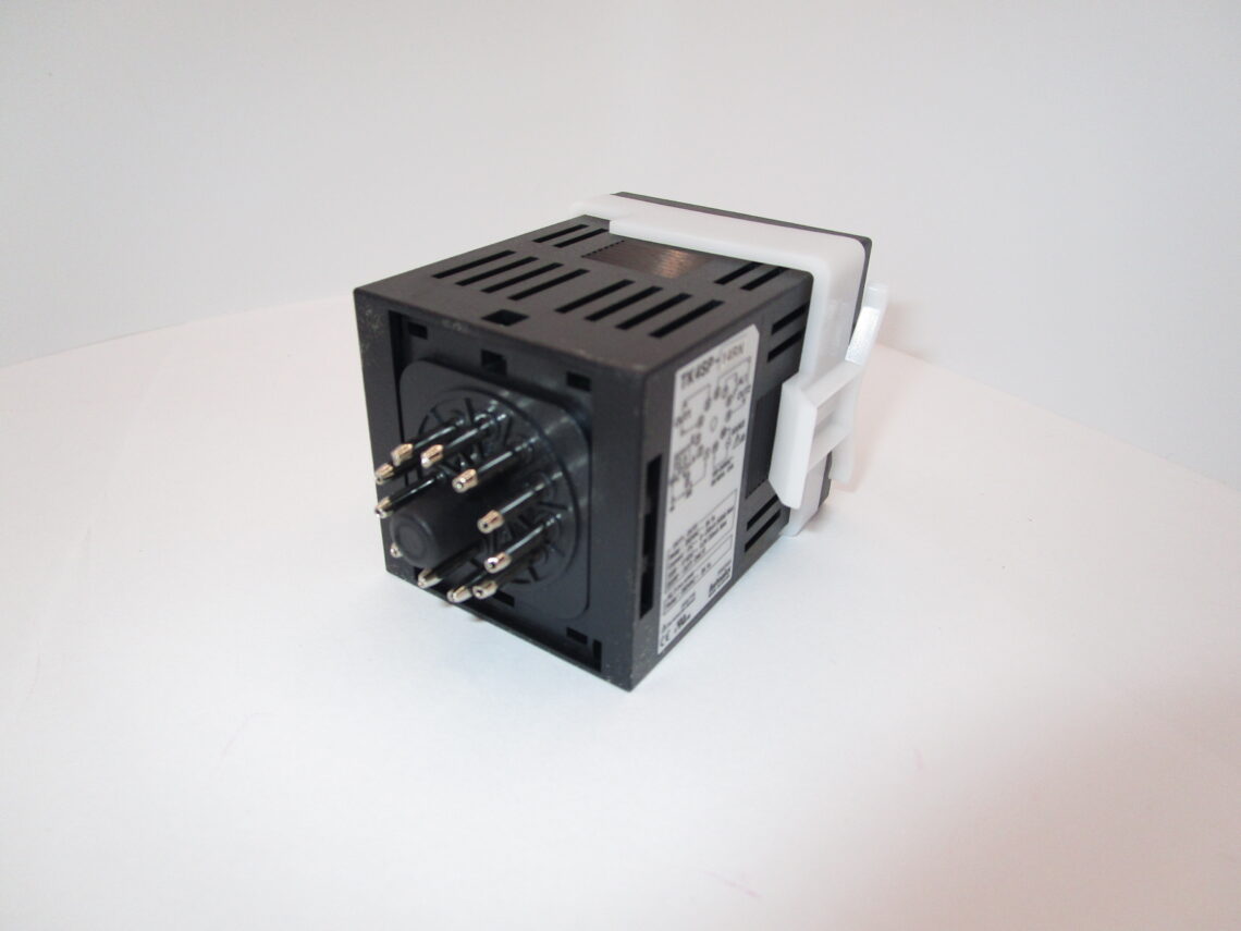 AUTONICS TK4SP-14RN TEMPERATURE CONTROLLER - Image 3