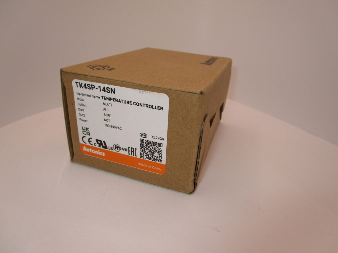 AUTONICS TK4SP-14SN TEMPERATURE CONTROLLER - Image 2