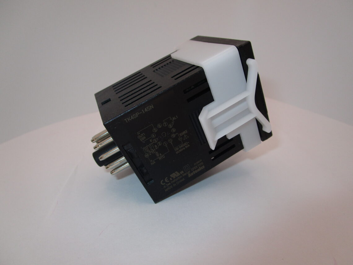 AUTONICS TK4SP-14SN TEMPERATURE CONTROLLER - Image 3