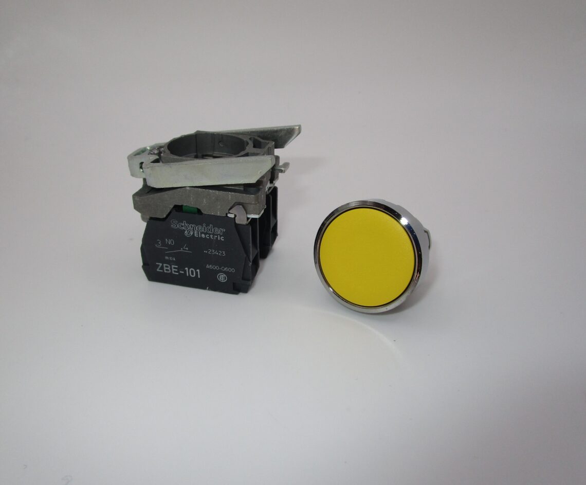 SCHNEIDER XB4BA55 SCHNEIDER Harmony 22mm YELLOW push button