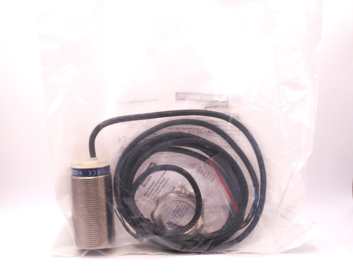 TELEMECANIQUE XS630B1PAL2 Inductive proximity sensor - Image 2