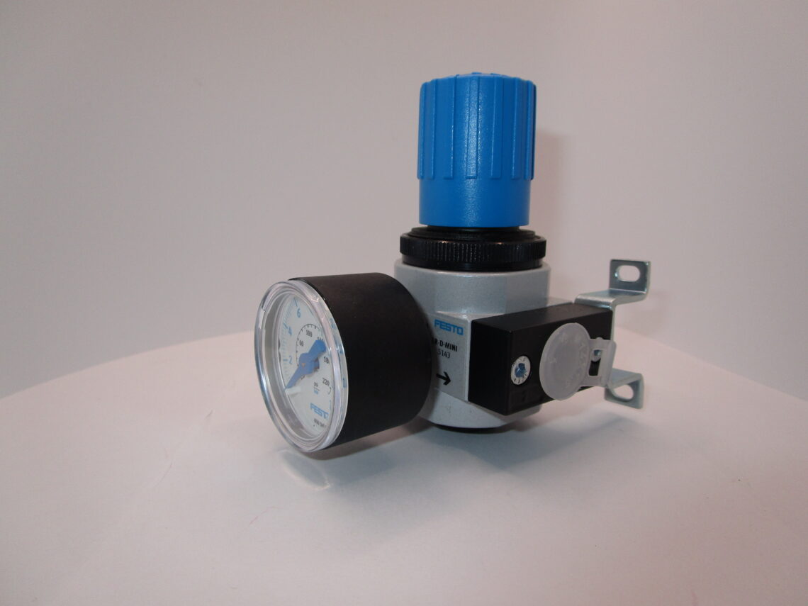FESTO LR-1/4-D-MINI Mat 159625 Air Pressure Regulator - Image 3