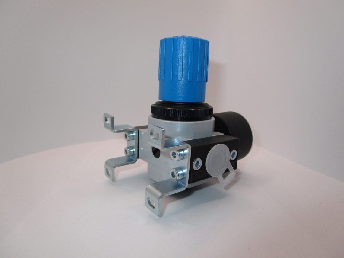 FESTO LR-1/4-D-MINI Mat 159625 Air Pressure Regulator - Image 4