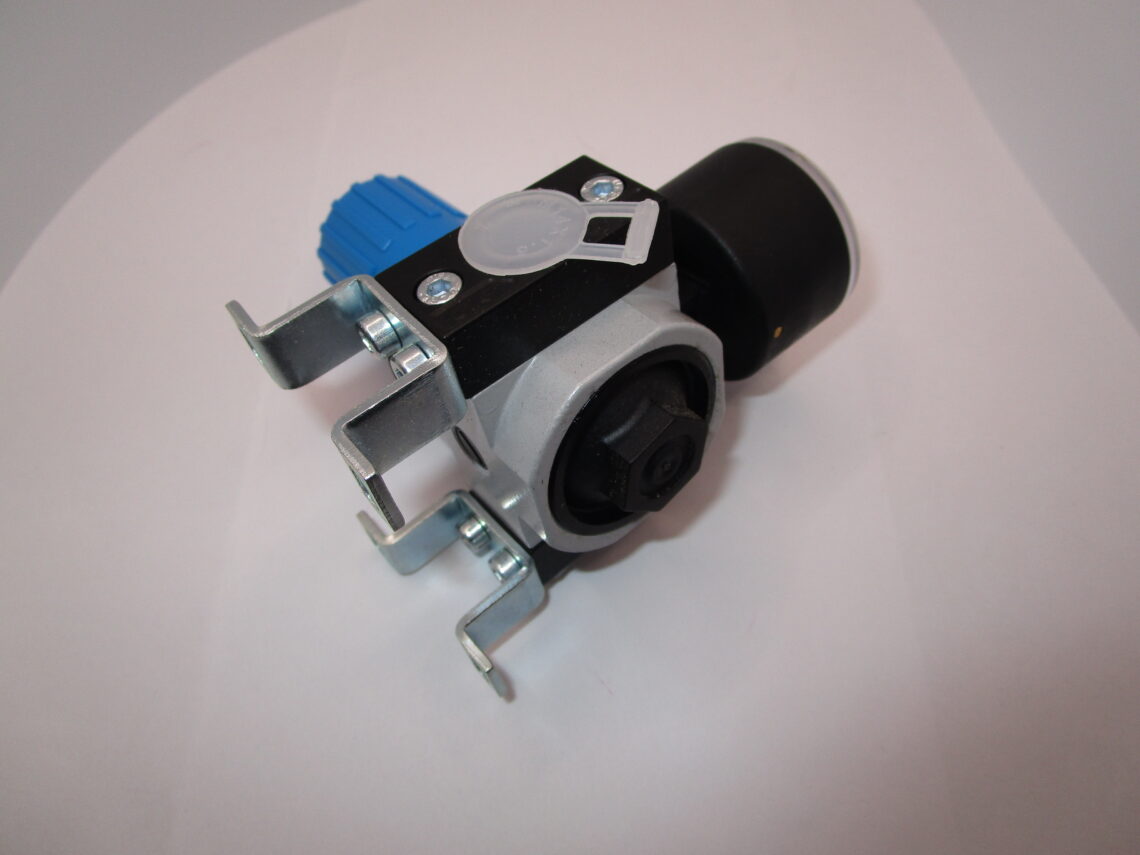 FESTO LR-1/4-D-MINI Mat 159625 Air Pressure Regulator - Image 5