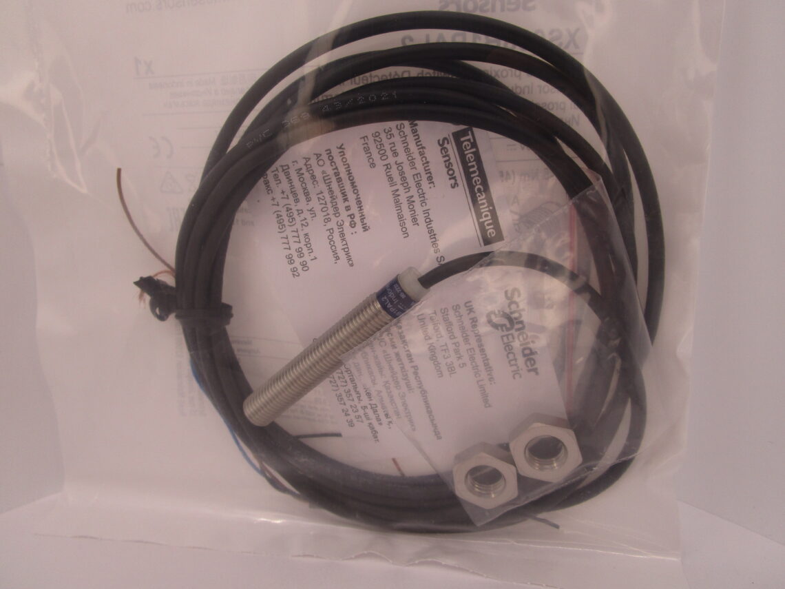 TELEMECANIQUE XS608B1PAL2 Inductive sensor - Image 3